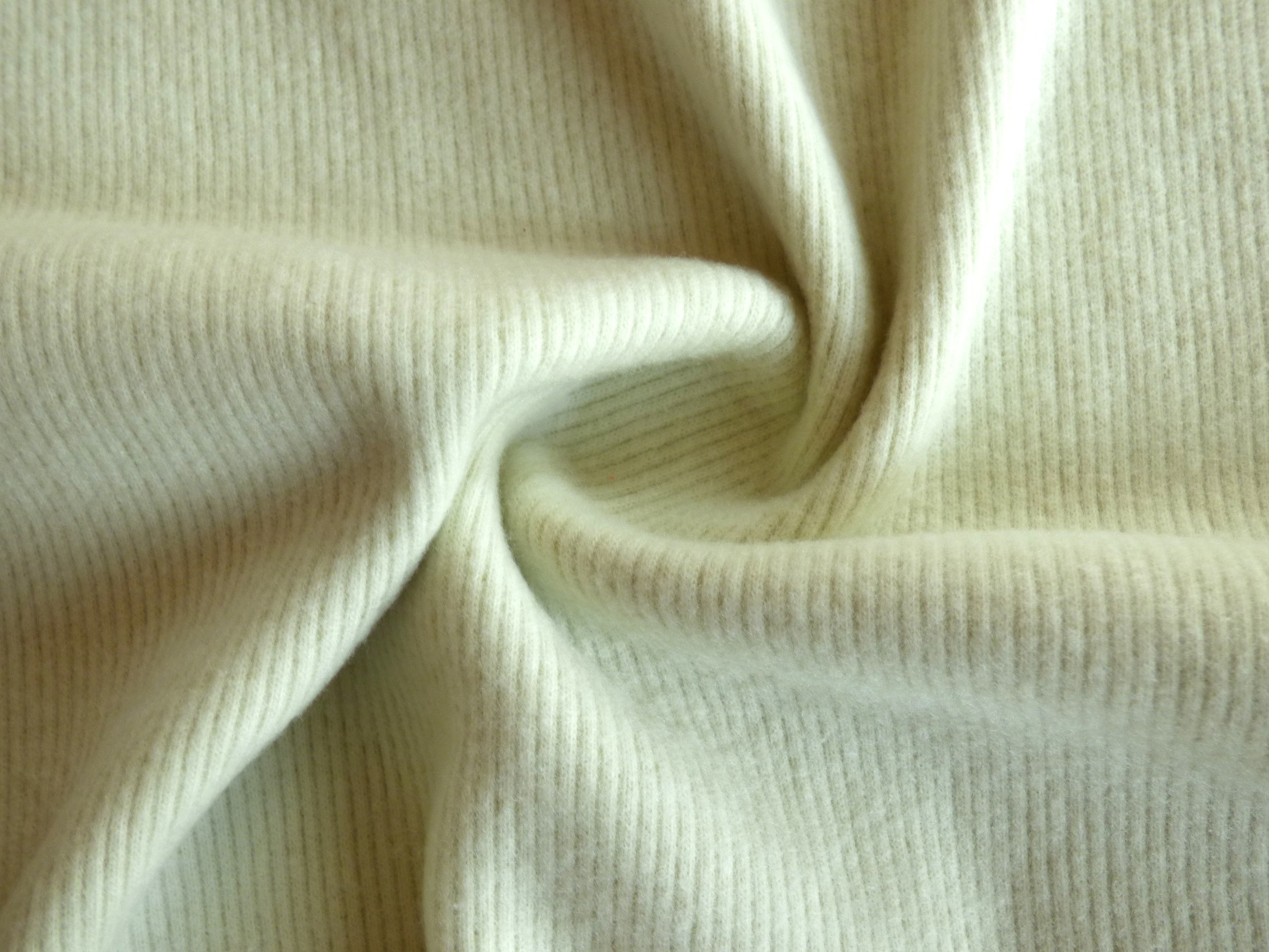 Krémszínű körkötött bordás pamut jersey